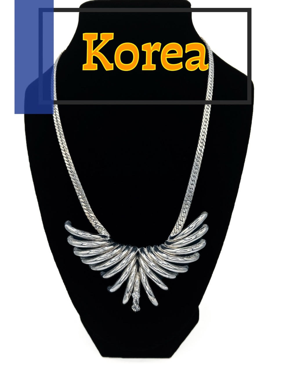 Vintage 1980s Silvertone Statement Necklace, Modernist Ribbed Sunburst Bib